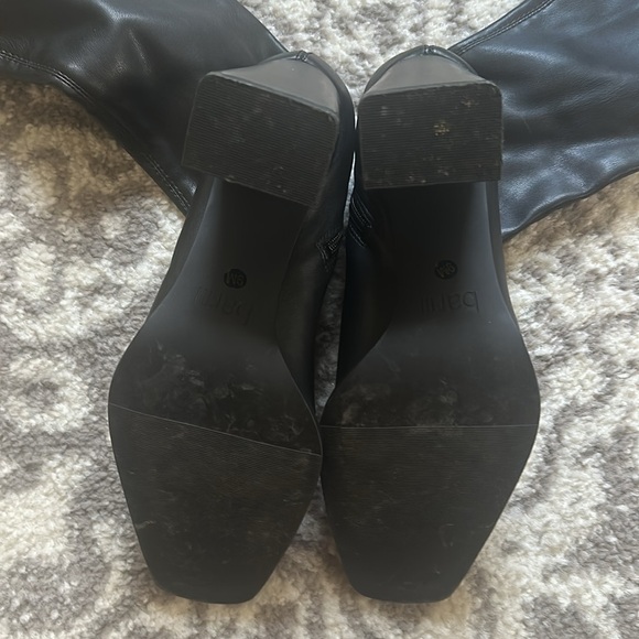 Mid calf Boots - Picture 3 of 4